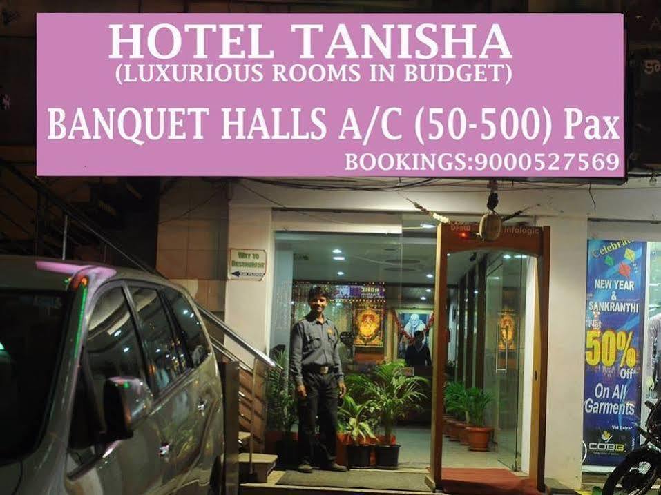 Hotel Tanisha Hyderabad Exteriör bild